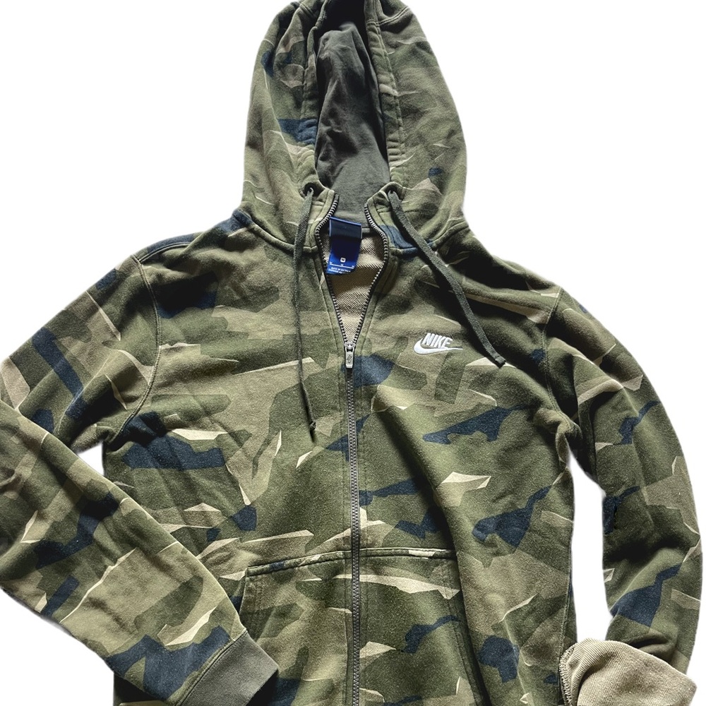 nike camo zip-up jacket